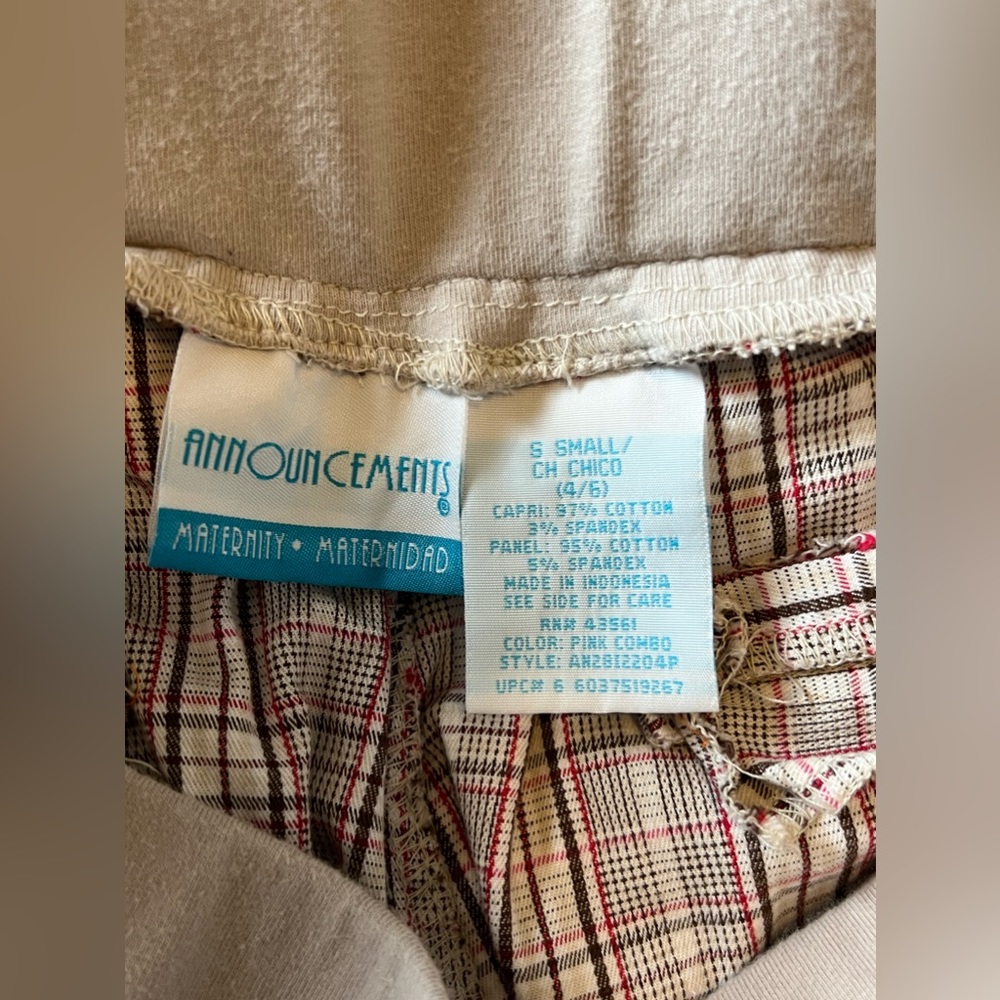 Maternity Capris - Picture 2 of 2